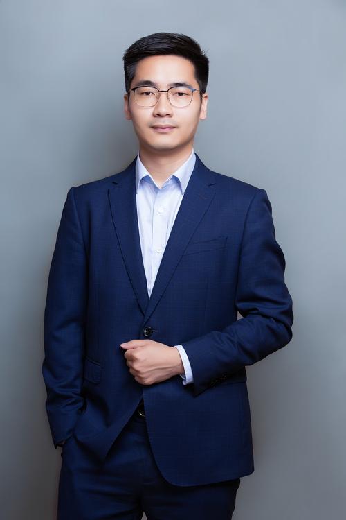 杨清华 剧本与叙事策划总监